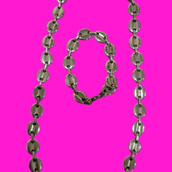 Silver Plated set~ Necklace & Bracelet - Picture 2 of 4